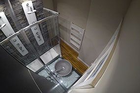 Salle de bain moderne - C'A Neuf